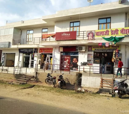 Ustraa Hair Studio – Haircuts for men in Agra