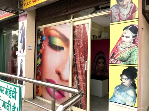 Monalisa Beauty Parlour, Agra - Photo 3