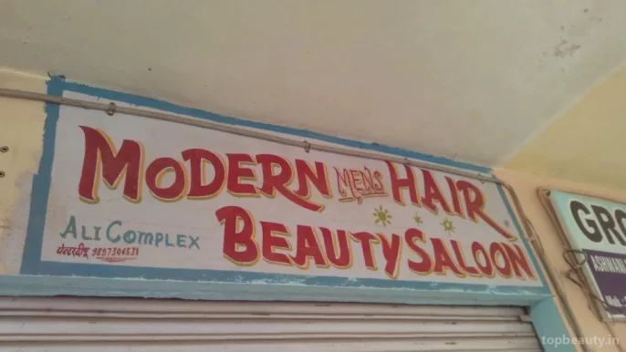 Modern Mens Hair Saloon, Agra - Photo 4