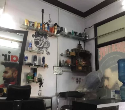 Creative Men 'S Salon – Head massage in Agra