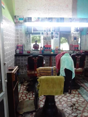 Raju Hair Cutting Saloon, Agra - Photo 1