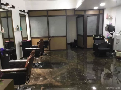 The Hair Studio Unisex Salon, Ahmedabad - Photo 2