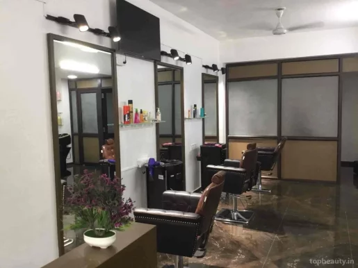 The Hair Studio Unisex Salon, Ahmedabad - Photo 8