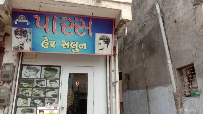 Paras Hair Care, Ahmedabad - Photo 7