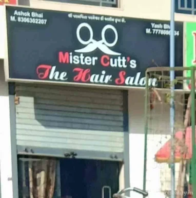 Mr Cutt's Hair salon, Ahmedabad - Photo 3