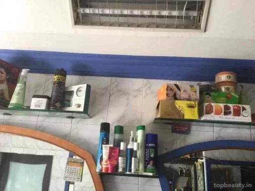 Venus Hair Salon, Ahmedabad - Photo 5