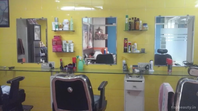 DECENT Hair & Beauty Care, Ahmedabad - Photo 5