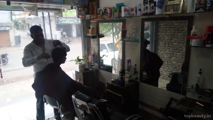 Ronak Hair Salon, Ahmedabad - Photo 7