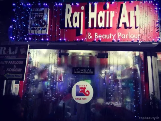 Raj Hair Art and Beauty Parlour, Ahmedabad - Photo 5