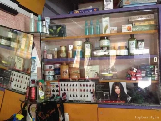 Green Cross Hair-care & Beauty Saloon, Ahmedabad - Photo 5