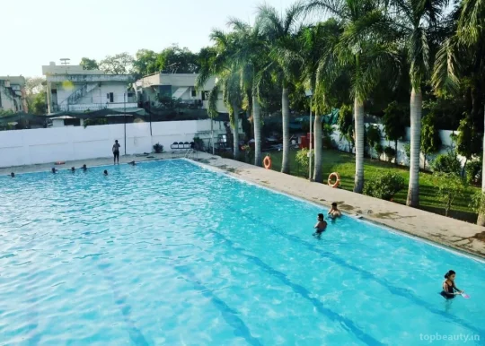 Dolphin Health and Fitness Club, Ahmedabad - Photo 1