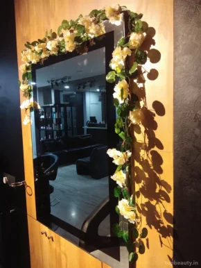 Mirror Salon, Ahmedabad - Photo 1