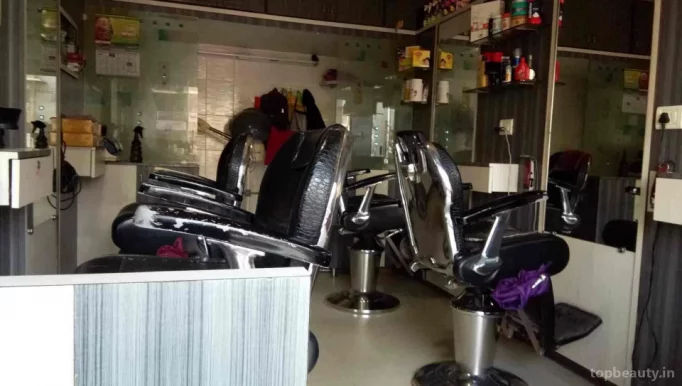 Manas Hair Saloon, Ahmedabad - Photo 3