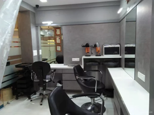 Raizel Beauty Salon, Ahmedabad - Photo 6