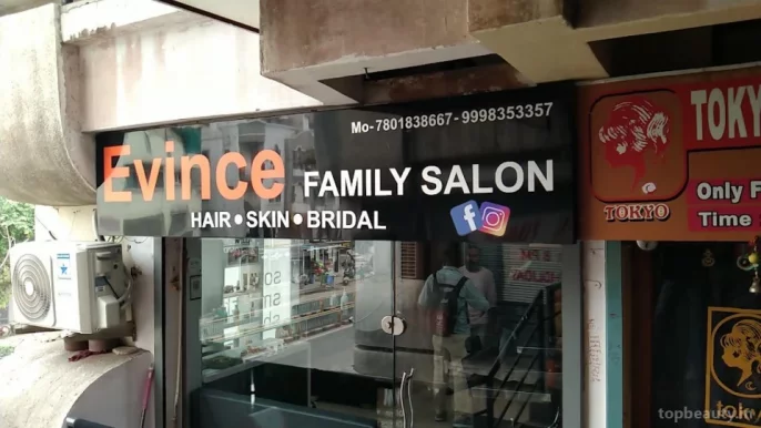 Evince Family Salon, Ahmedabad - Photo 5