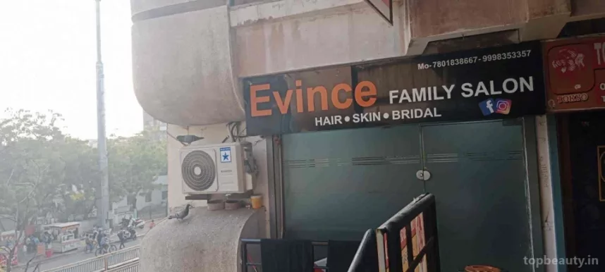 Evince Family Salon, Ahmedabad - Photo 7