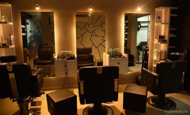 Elegance Style Studio - Hair Cutting Salon in Naranpura, Beauty Parlour in Naranpura, Ahmedabad - Photo 6