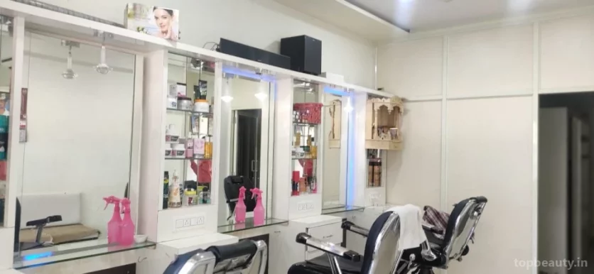 Tanishq Hair Salon, Ahmedabad - Photo 2
