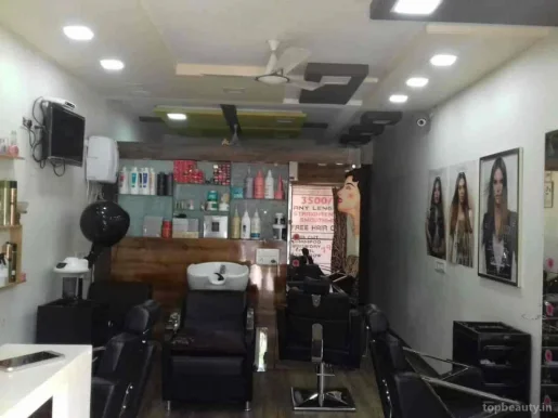 Vijay Hair & Beauty Lounge, Ahmedabad - Photo 8