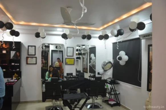 Jiya Rajput Professional Hair n Makeup Artist, Ahmedabad - Photo 1