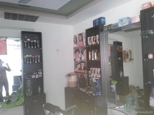 New Manav Hair Salon, Ahmedabad - Photo 1