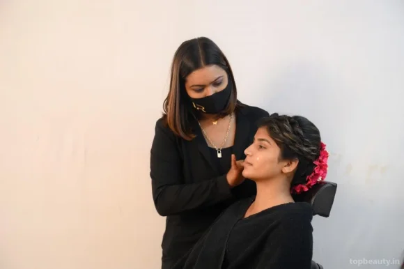 VR Beauty Academy, Ahmedabad - Photo 4