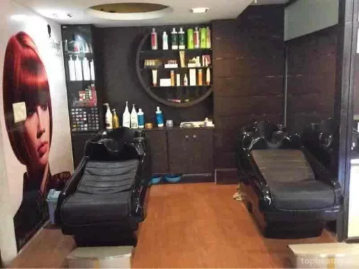Ravi Hair Salon, Ahmedabad - Photo 8