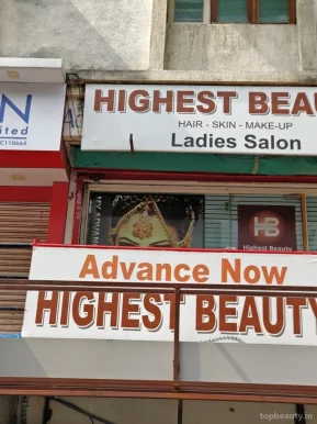 Advance Hair Beauty Care Salon, Ahmedabad - Photo 6