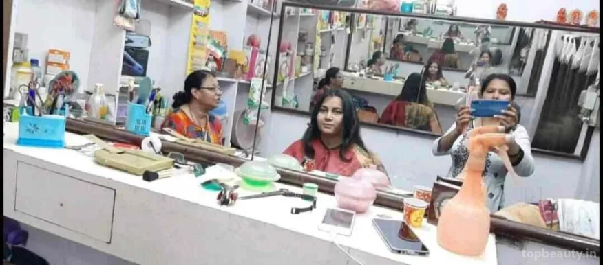 Reena's Beauty Parlour & Spa, Allahabad - Photo 7