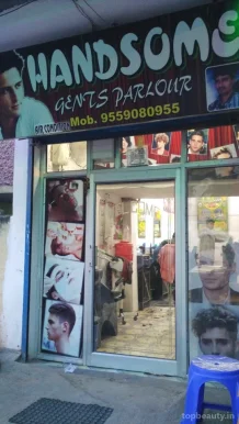 Firoz Salon, Allahabad - Photo 1