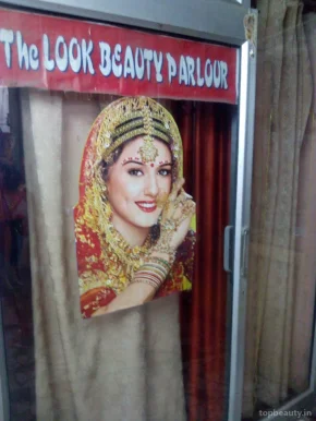 The Looks Beauty Parlor & Boutique, Allahabad - Photo 2
