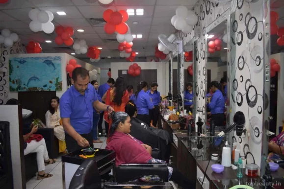 R.p.s. Professional Hair Beauty & Make-up Studio, Allahabad - Photo 8