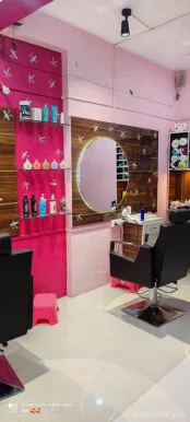 HairHolic Unisex Salon and academy, Amravati - Photo 3