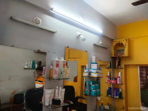 Girish Hair Salon, Amravati - Photo 3