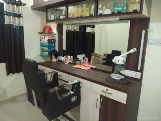 Glow Zone Beauty Parlour, Amravati - Photo 3