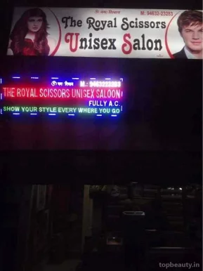 The Royal Scissors Unisex Beauty Saloon, Amritsar - Photo 6