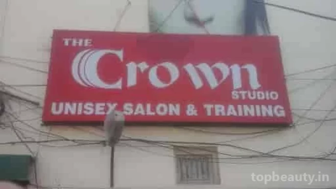 The Crown Studio - Best Salon in Amritsar | Bridal Makeup | Party Makeup, Amritsar - Photo 1