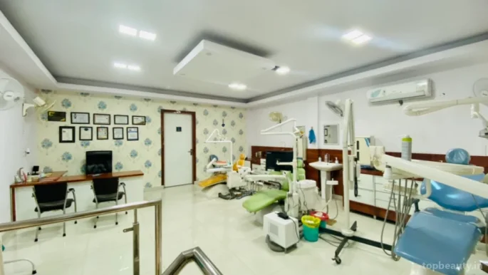 Bright Smile Dental Hospital & Wellness centre, Amritsar - Photo 2