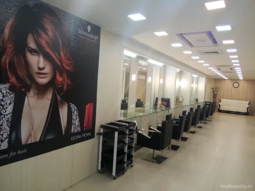 Makeup Lounge, Amritsar - Photo 1