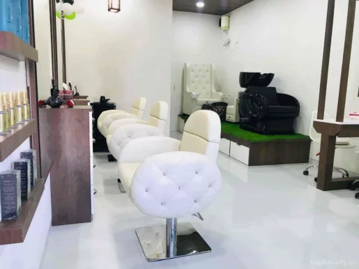 Scissor Holic Unisex Salon, Aurangabad - Photo 1