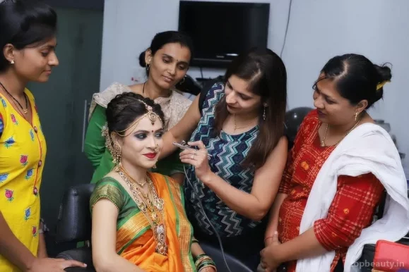 Topiwalas Make Over Beauty Studio, Aurangabad - Photo 5