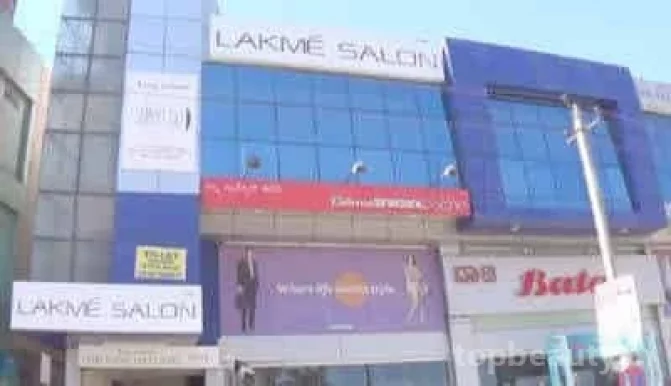 Lakme Salon, Bangalore - Photo 7