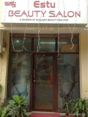 Estu Beauty Salon, Bangalore - Photo 1