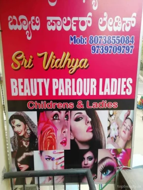 Looks And Locks Beauty Parlour, Bangalore - Photo 4