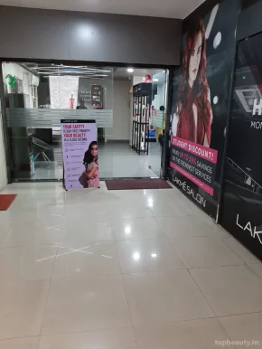 Lakme Salon, Bangalore - Photo 8