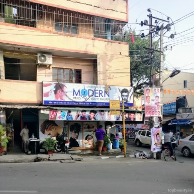 Modern Beauty Parlour and Saloon for Men, Bangalore - Photo 1