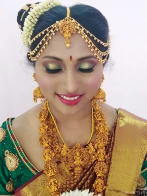Bridal Makeup by Angela Stanley, Bangalore - Photo 4