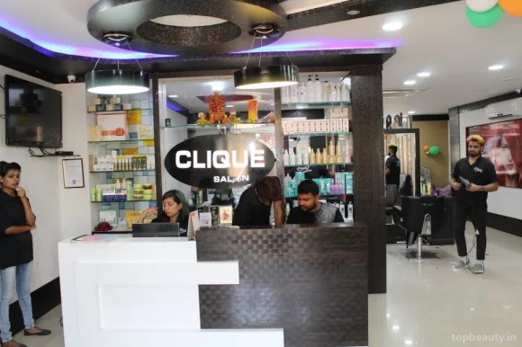 Clique Unisex Saloon, Bangalore - Photo 8