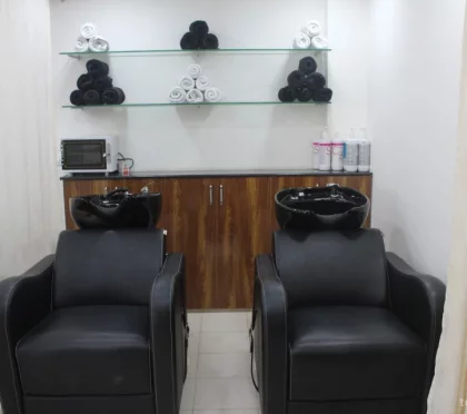 Retreat Salon & Spa – Hairdressing parlor in Bangalore