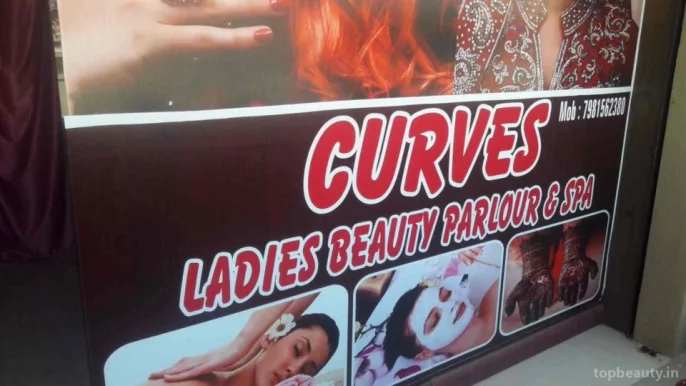 Curve Beauty Parlour, Bangalore - Photo 2